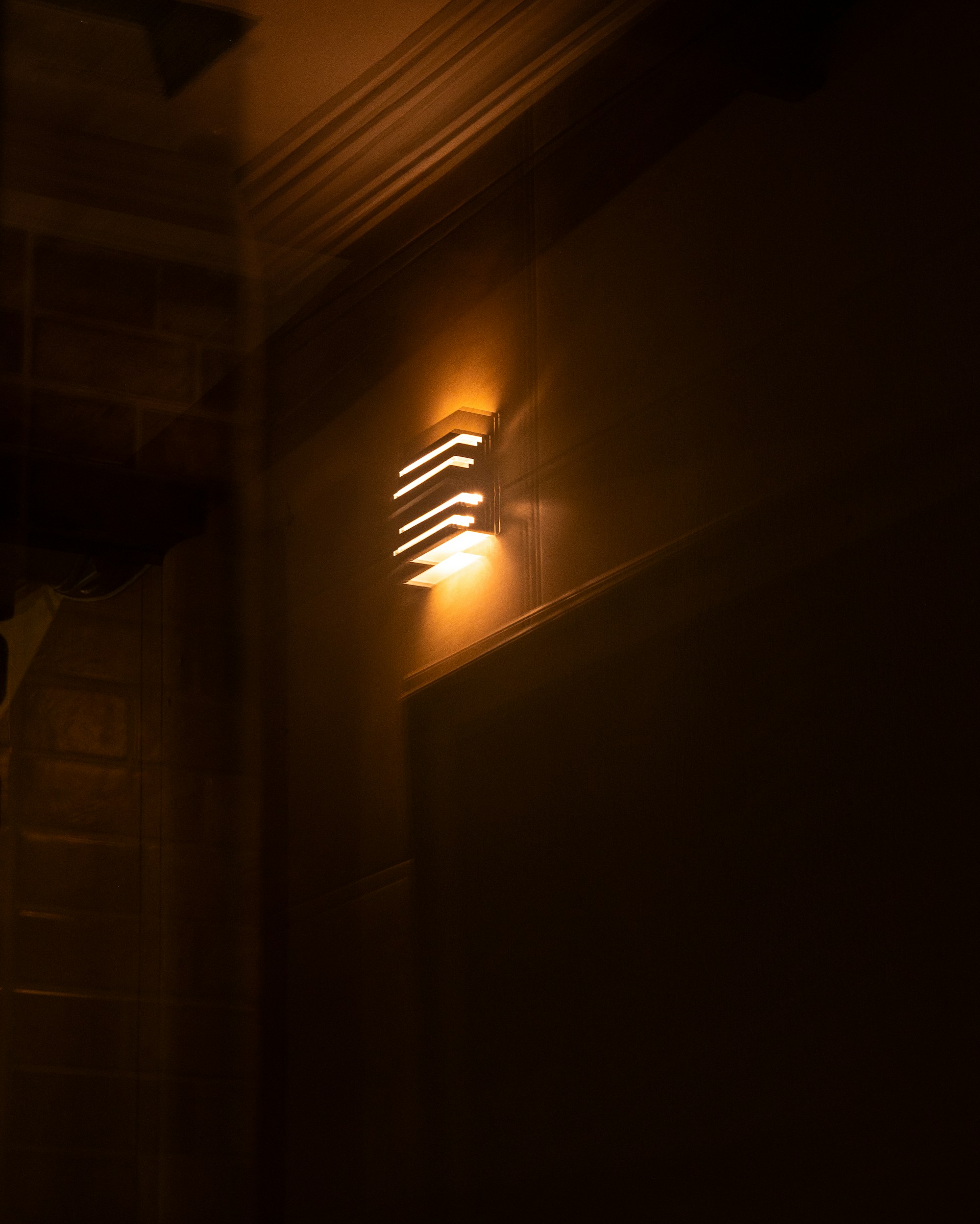 Minimal accent lighting for a gallery wall